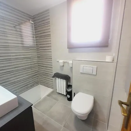 度假居 Casa Piscina Privada 4 Dormitorios *
