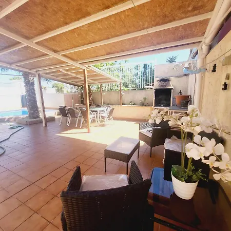 度假居 Casa Piscina Privada 4 Dormitorios 阿利坎特