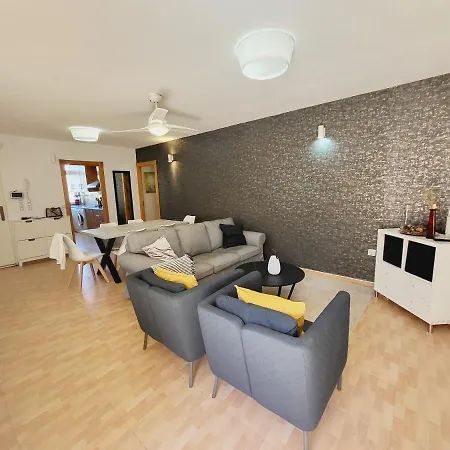 펜션 Casa Piscina Privada 4 Dormitorios *