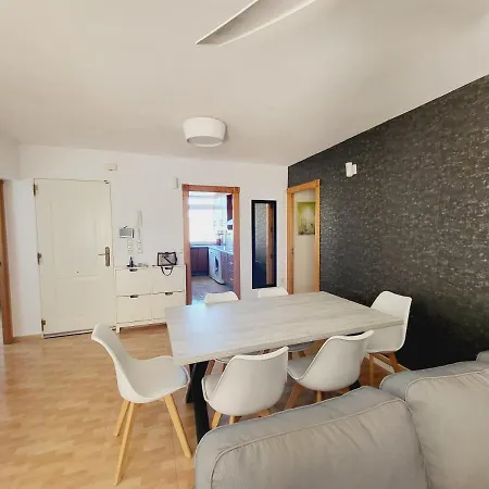 펜션 Casa Piscina Privada 4 Dormitorios *